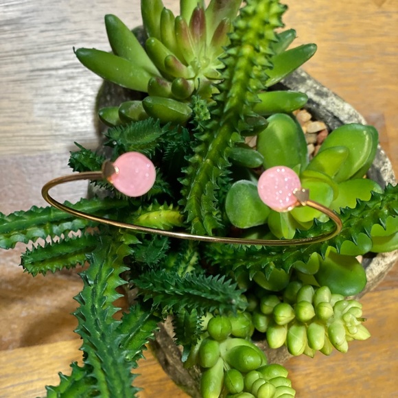 Delicate Bracelets - Picture 12 of 13